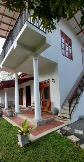 Monara Villa- luxury 3Ac rooms, pool, for Retreat